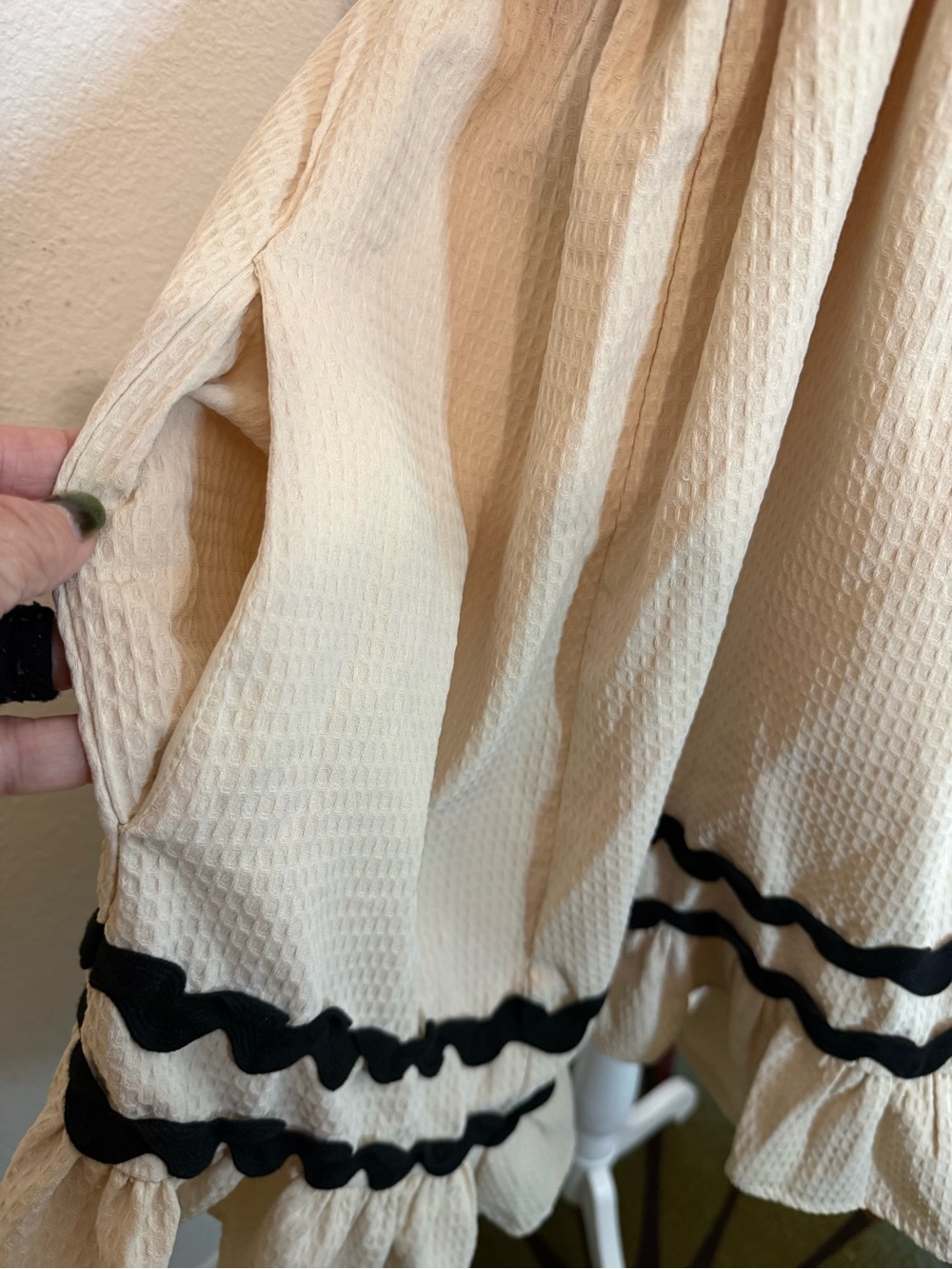ENTRO Cream Textured Ric Rac Trim Babydoll Mini Dress S - Picture 5 of 11